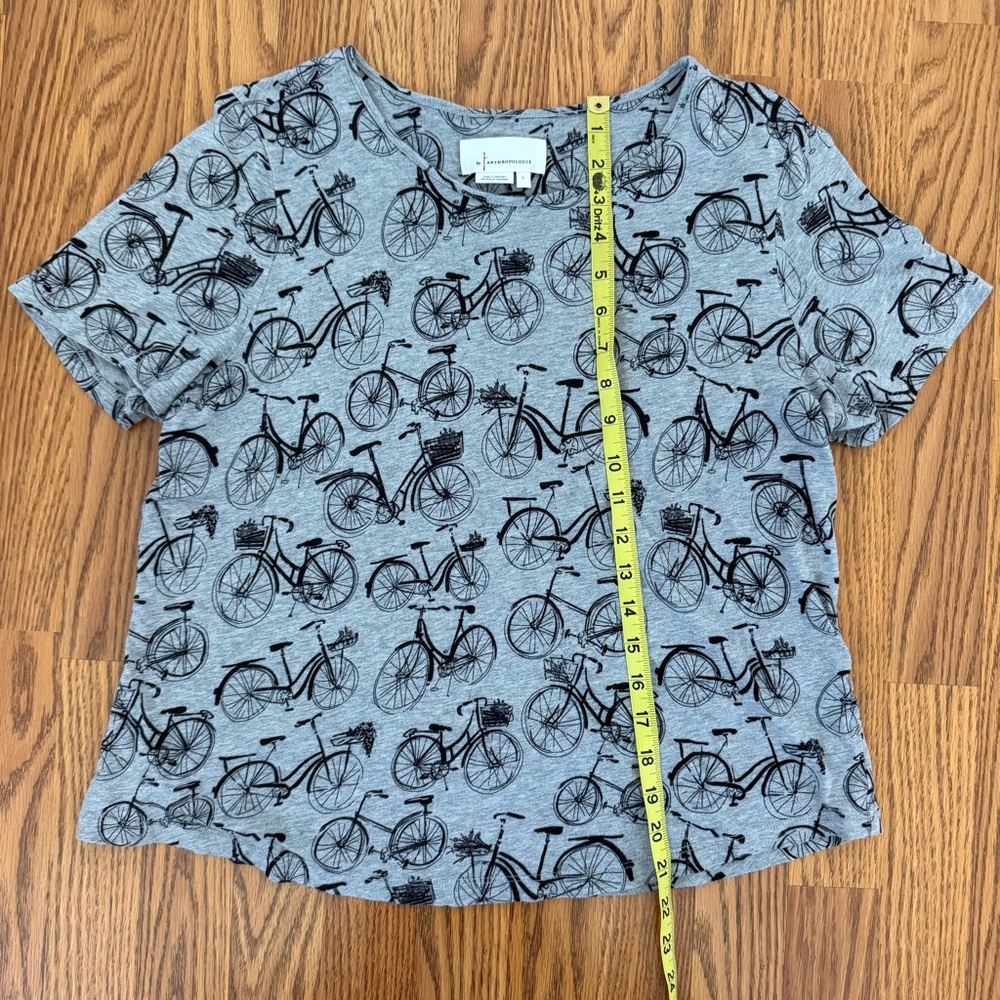 Anthropologie Gray Bicycle Print Short Sleeve Top, Size L - Picture 4 of 5
